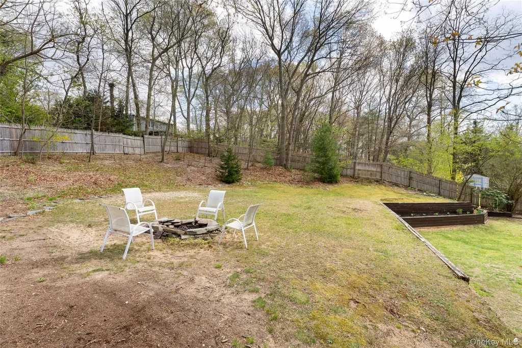 591 Meadow Road Kings Park NY 11754