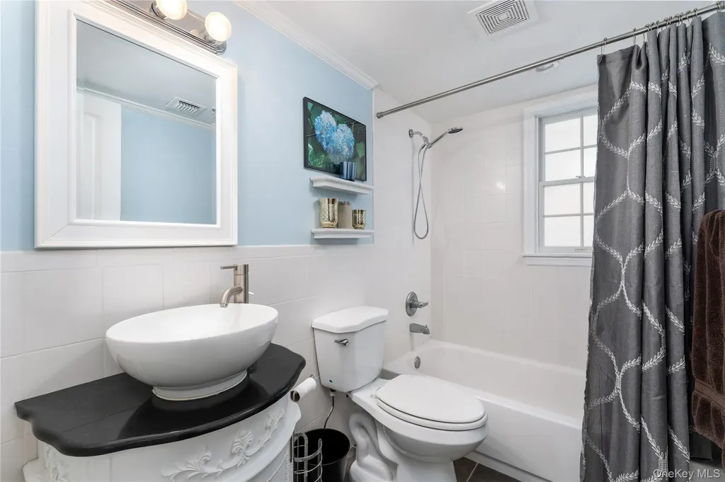 591 Meadow Road Kings Park NY 11754