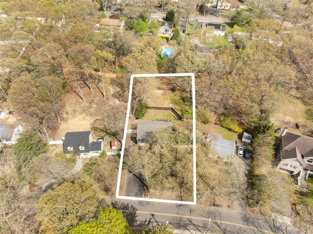 591 Meadow Road Kings Park NY 11754