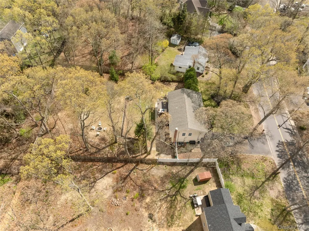 591 Meadow Road Kings Park NY 11754
