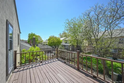 223-14 Kingsbury Avenue Oakland Gardens NY 11364