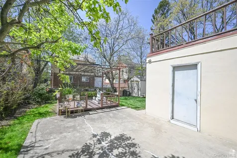 223-14 Kingsbury Avenue Oakland Gardens NY 11364