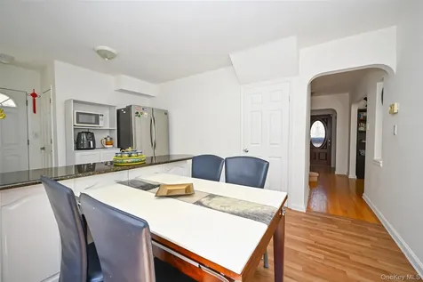 223-14 Kingsbury Avenue Oakland Gardens NY 11364