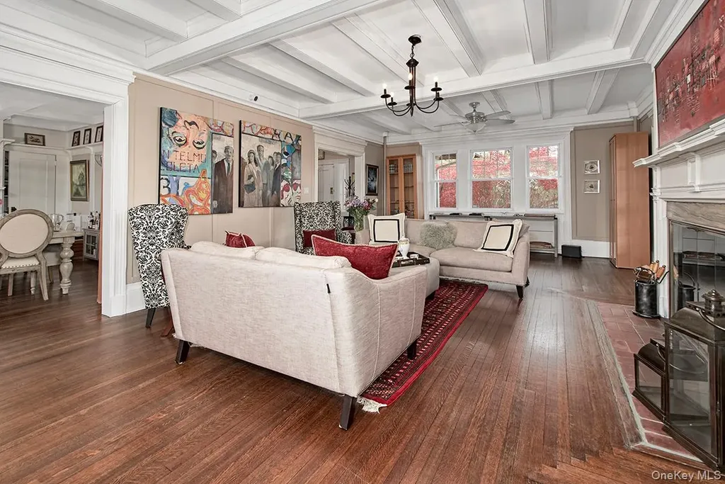 13 Chadwick Road White Plains NY 10604