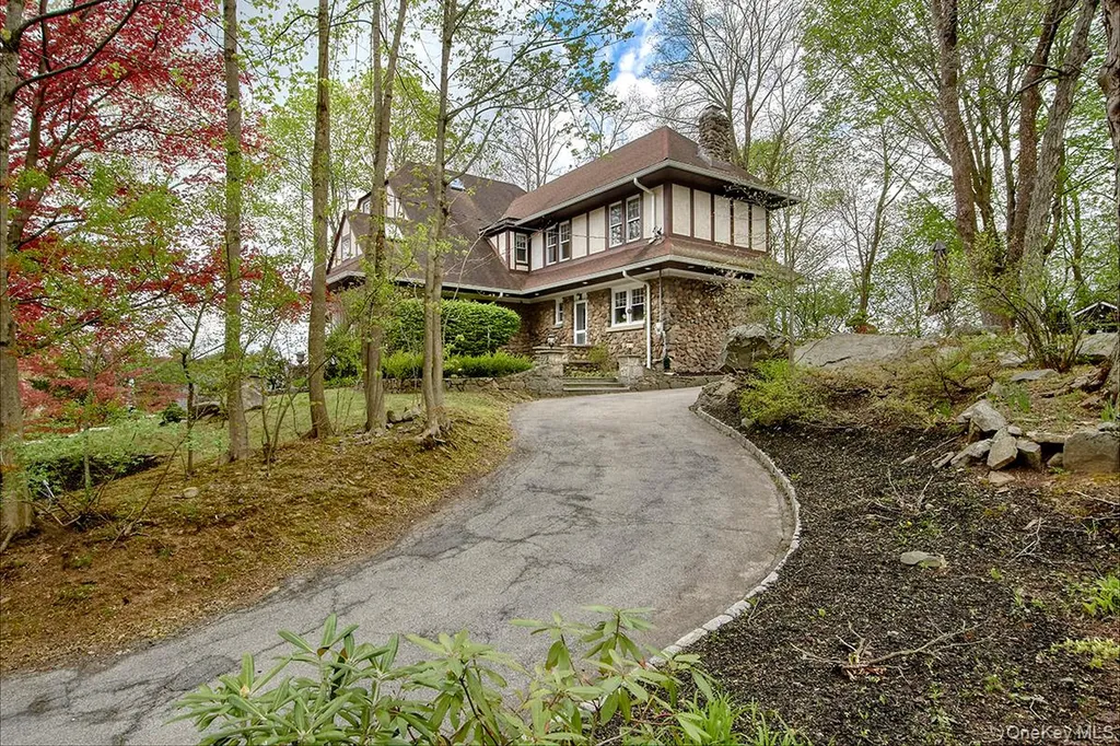 13 Chadwick Road White Plains NY 10604
