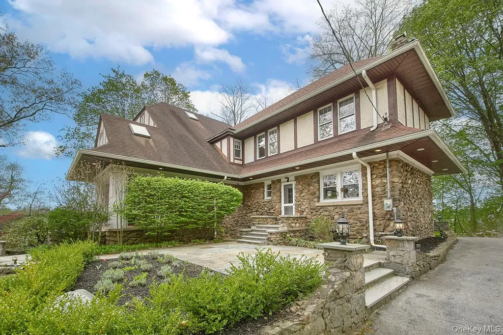 13 Chadwick Road White Plains NY 10604
