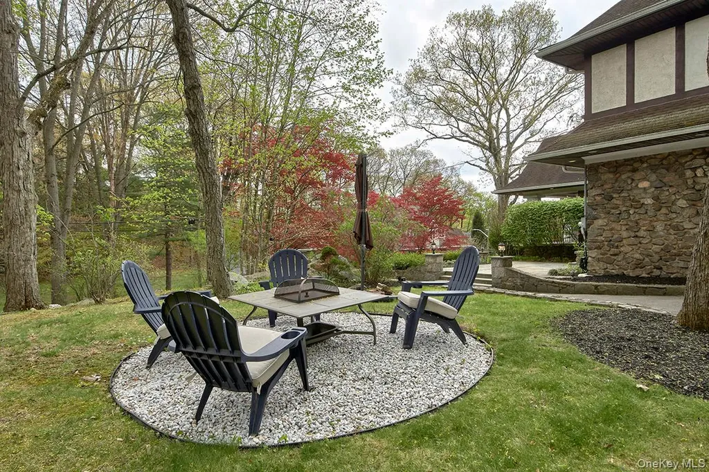 13 Chadwick Road White Plains NY 10604
