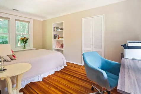 13 Chadwick Road White Plains NY 10604