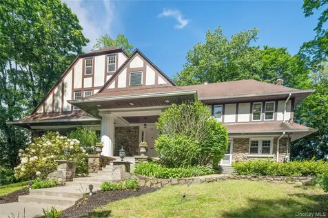 13 Chadwick Road White Plains NY 10604