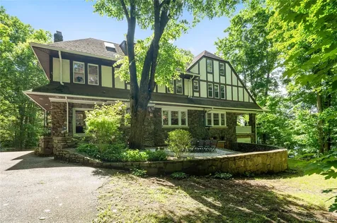 13 Chadwick Road White Plains NY 10604
