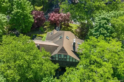 13 Chadwick Road White Plains NY 10604