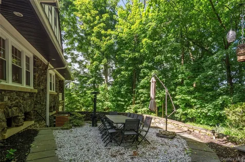 13 Chadwick Road White Plains NY 10604