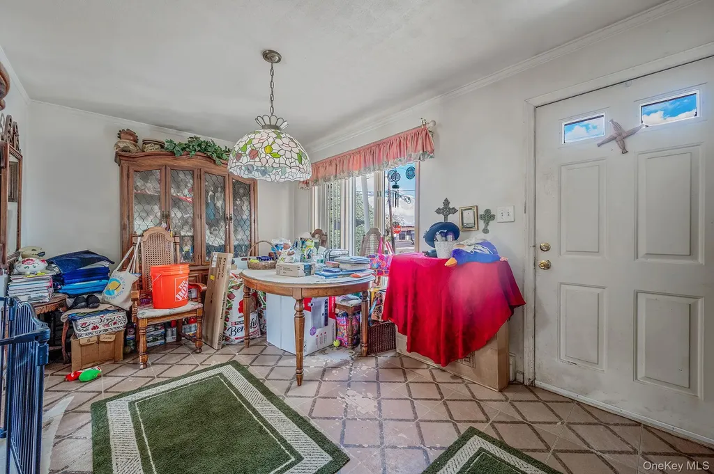 130 Lafayette Road West Babylon NY 11704