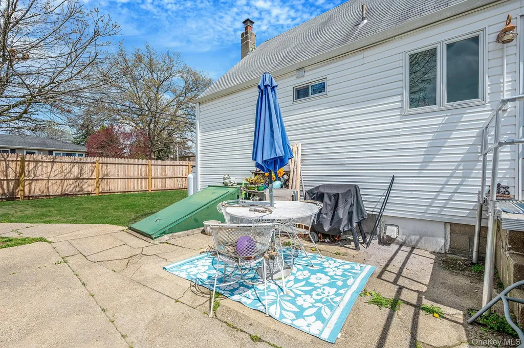 130 Lafayette Road West Babylon NY 11704