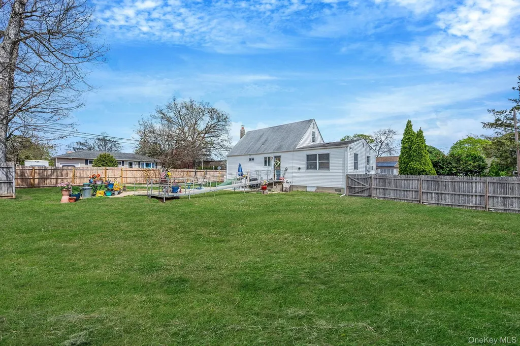 130 Lafayette Road West Babylon NY 11704