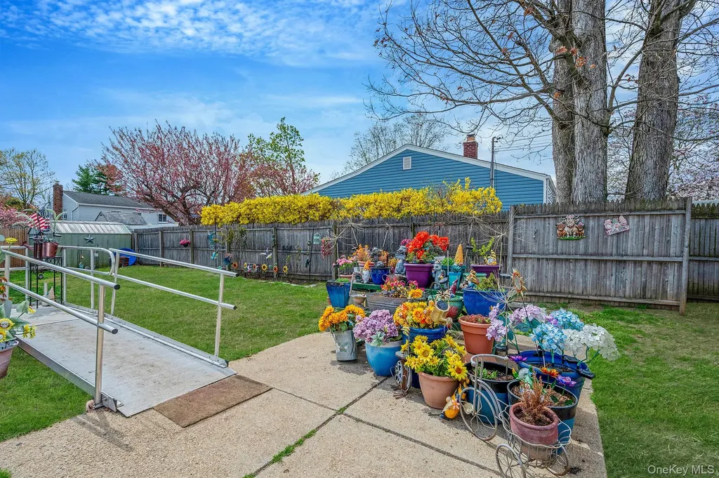 130 Lafayette Road West Babylon NY 11704