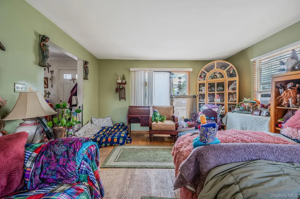 130 Lafayette Road West Babylon NY 11704