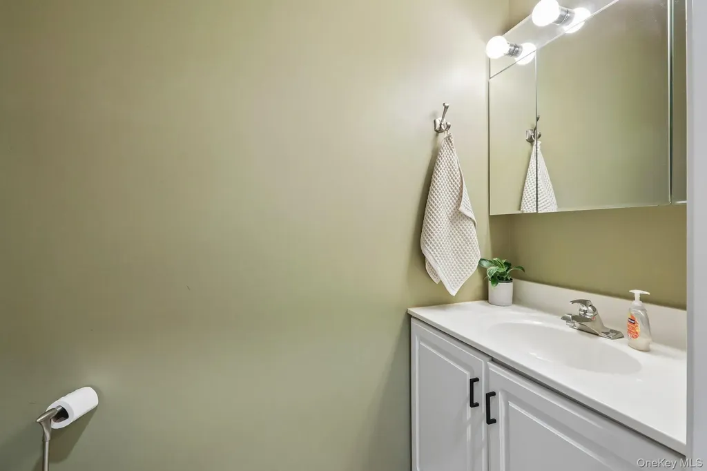 102 Leif Boulevard Congers NY 10920