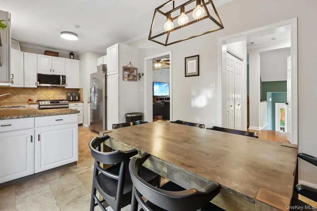 102 Leif Boulevard Congers NY 10920