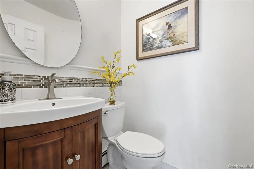 44 Steven Place Smithtown NY 11787
