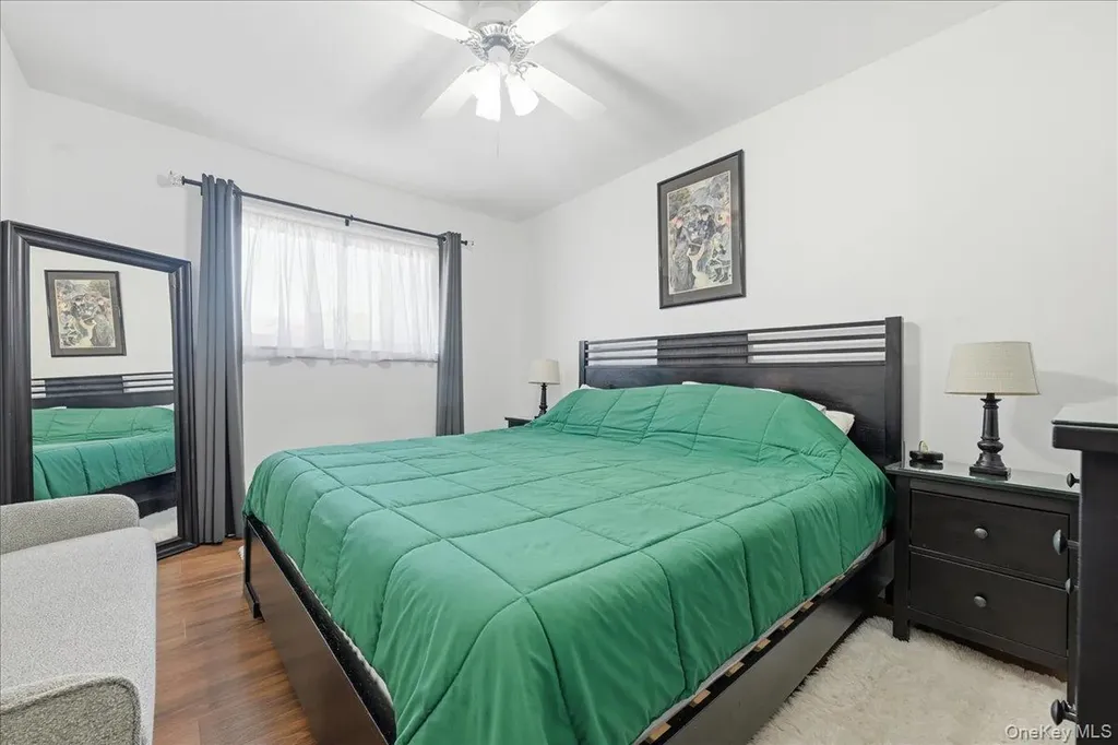44 Steven Place Smithtown NY 11787
