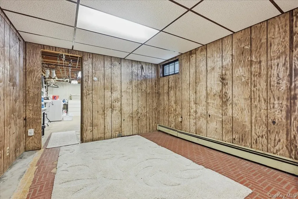 44 Steven Place Smithtown NY 11787