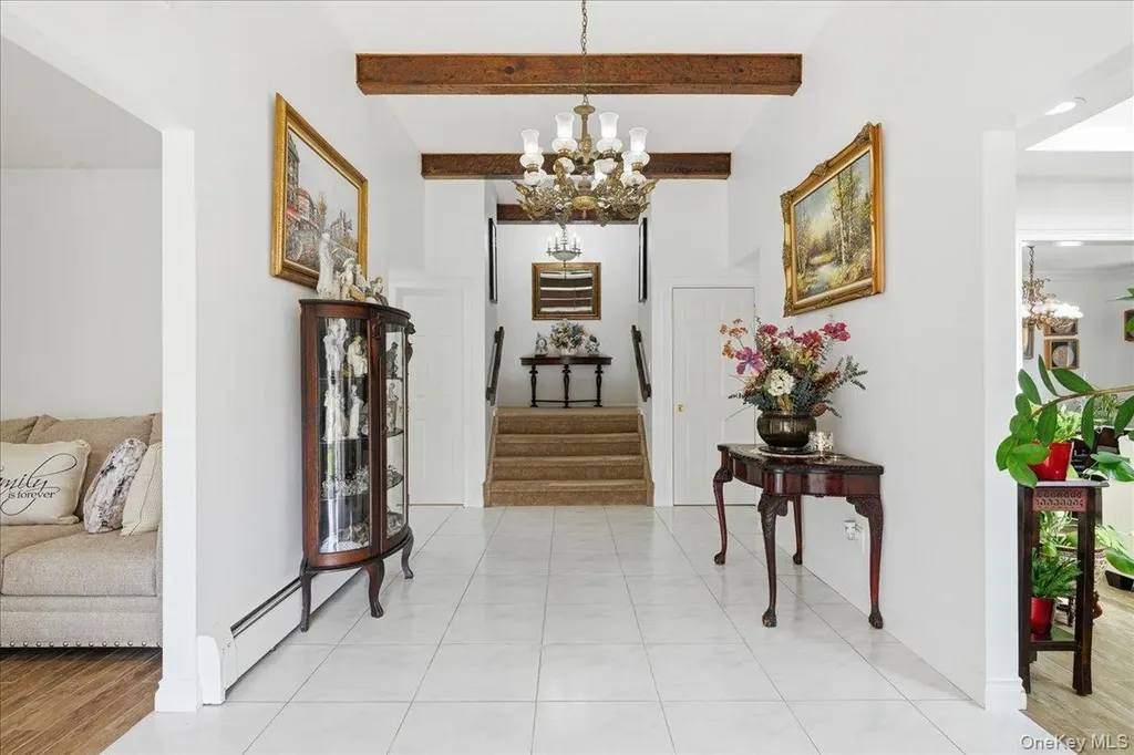 44 Steven Place Smithtown NY 11787