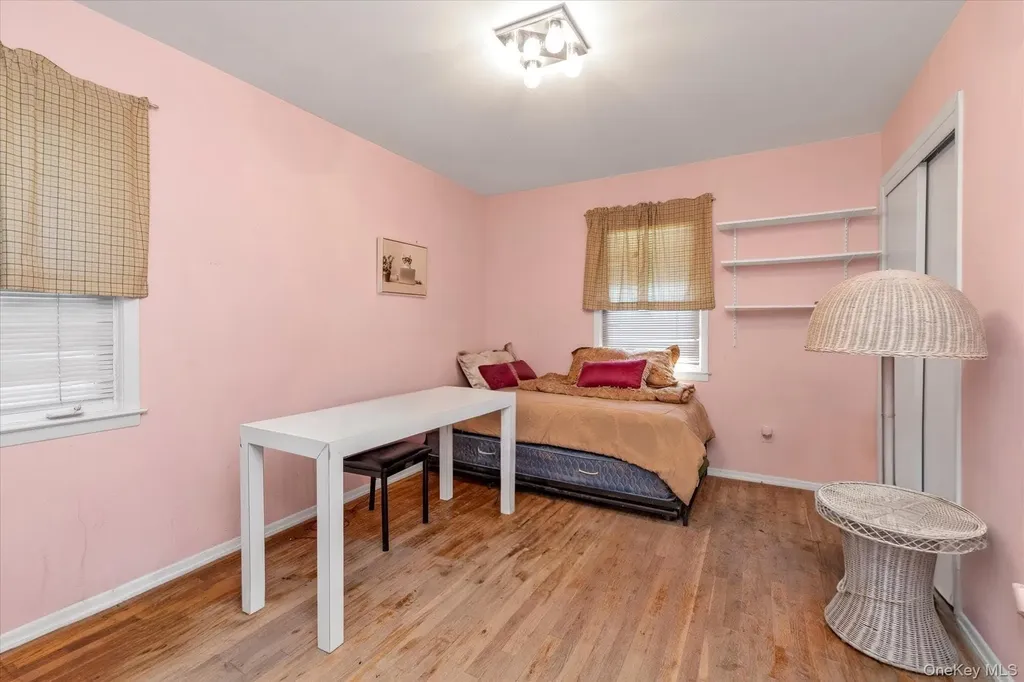 97 Birch Lane Woodsburgh NY 11598