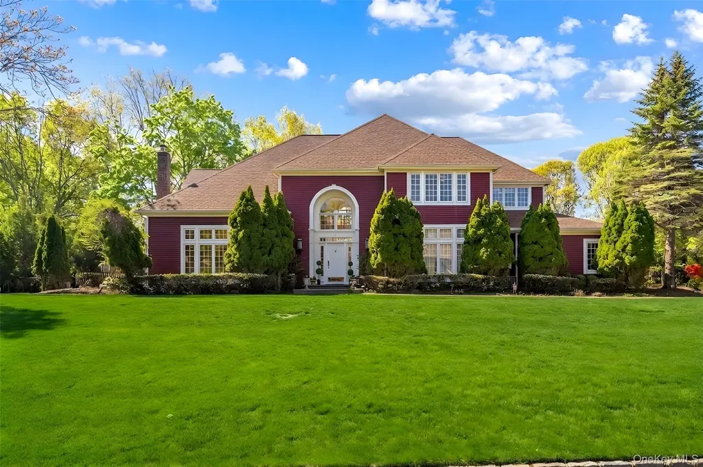 8 China Lane Setauket NY 11733