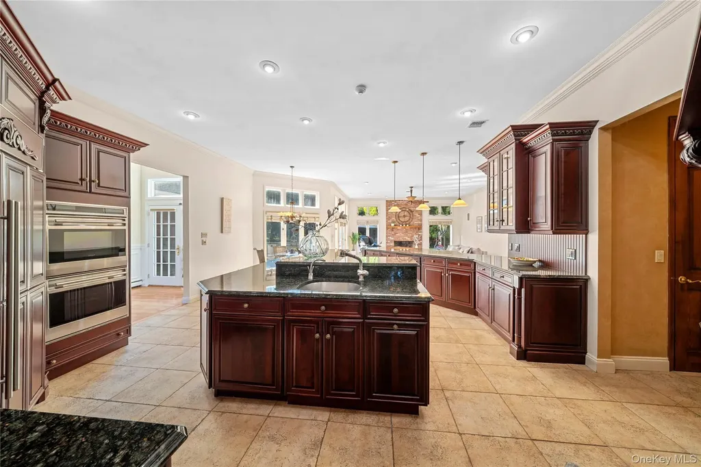 8 China Lane Setauket NY 11733