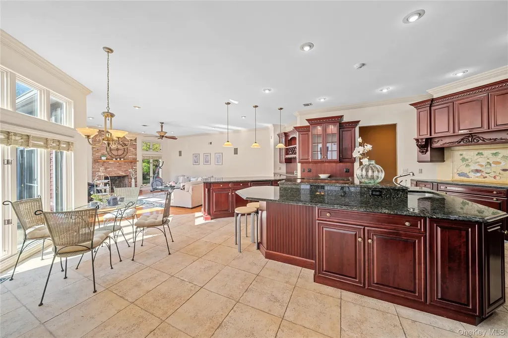 8 China Lane Setauket NY 11733