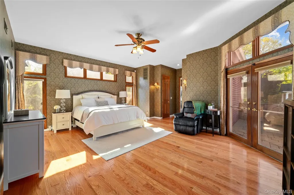 8 China Lane Setauket NY 11733