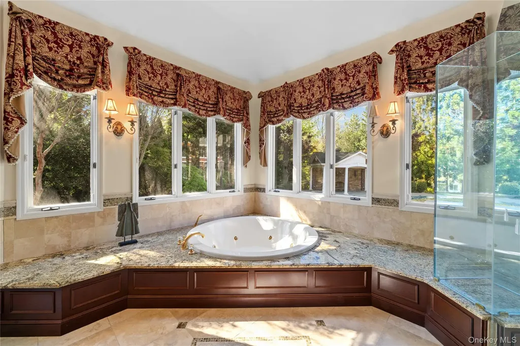 8 China Lane Setauket NY 11733