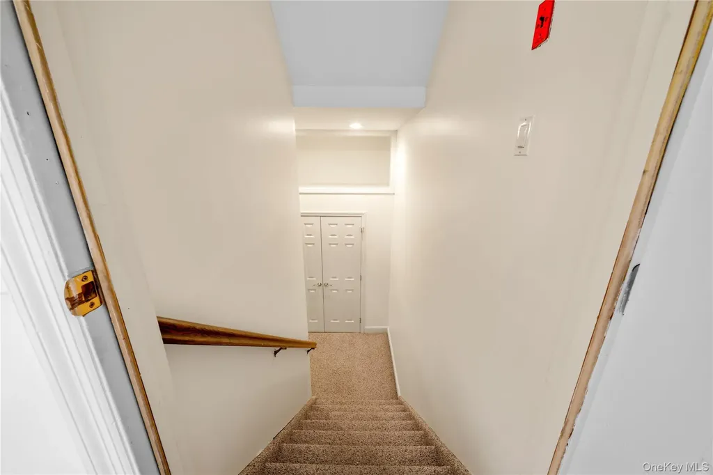 8 China Lane Setauket NY 11733