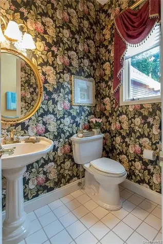 8 China Lane East Setauket NY 11733
