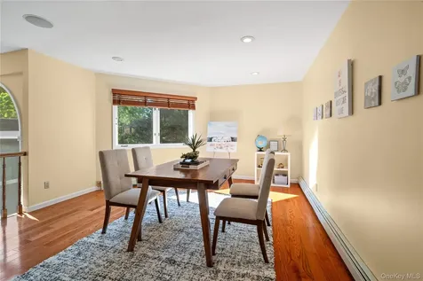 8 China Lane East Setauket NY 11733