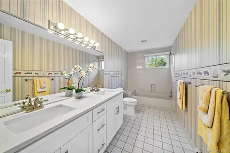 8 China Lane East Setauket NY 11733