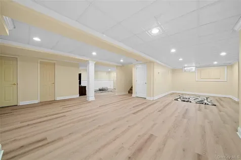 8 China Lane East Setauket NY 11733
