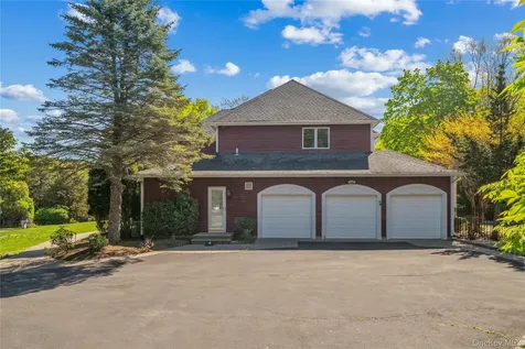 8 China Lane East Setauket NY 11733