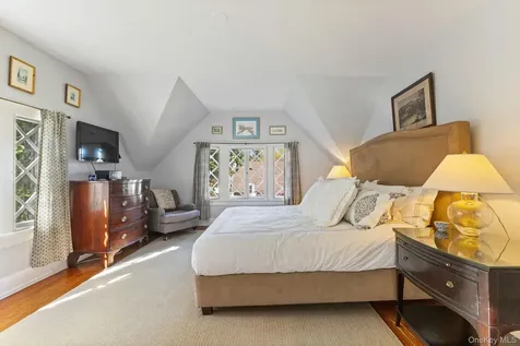 7 Avon Road Bronxville NY 10708
