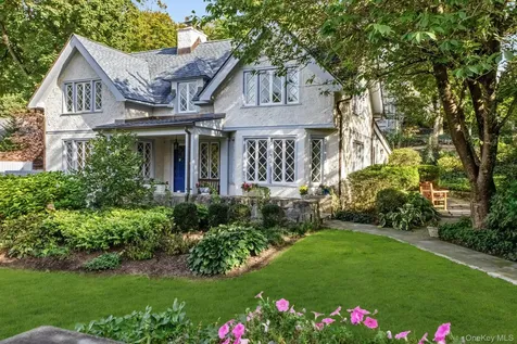 7 Avon Road Bronxville NY 10708