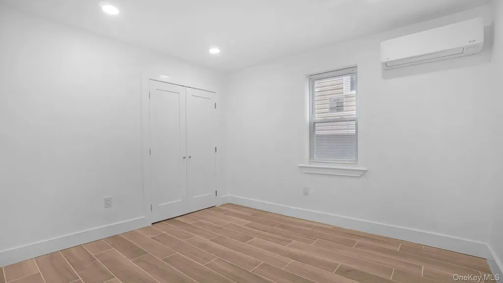 3964 Duryea Avenue Bronx NY 10466