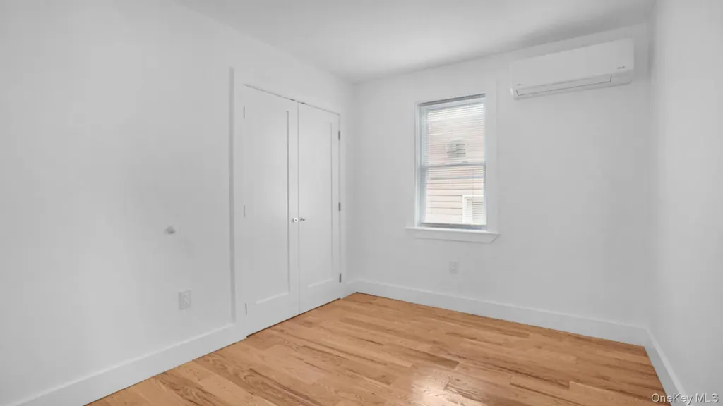 3964 Duryea Avenue Bronx NY 10466