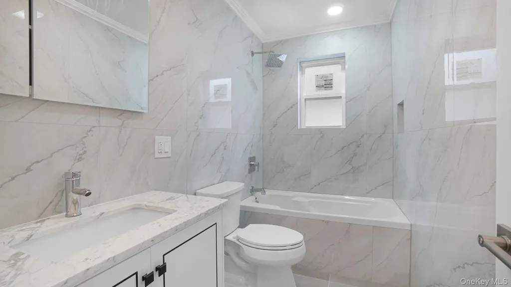 3964 Duryea Avenue Bronx NY 10466