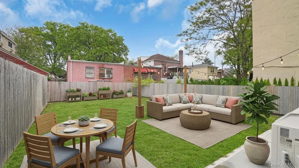 3964 Duryea Avenue Bronx NY 10466