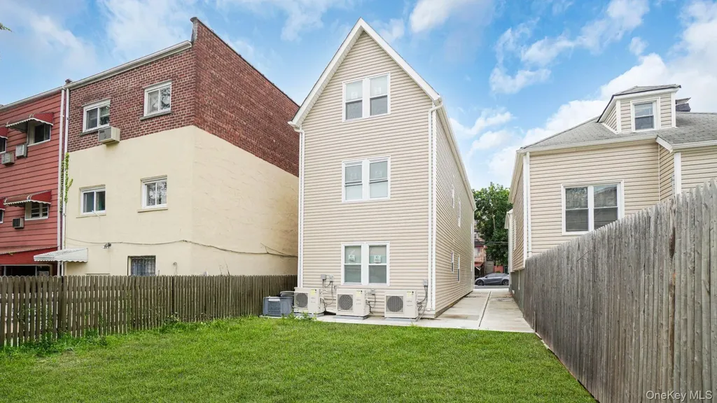 3964 Duryea Avenue Bronx NY 10466
