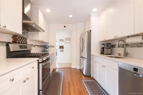 643 Pelham Road New Rochelle NY 10805