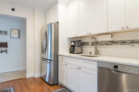 643 Pelham Road New Rochelle NY 10805
