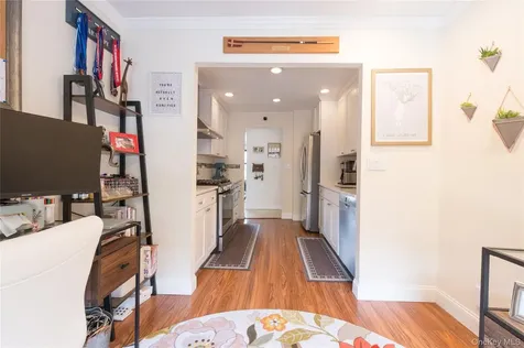 643 Pelham Road New Rochelle NY 10805