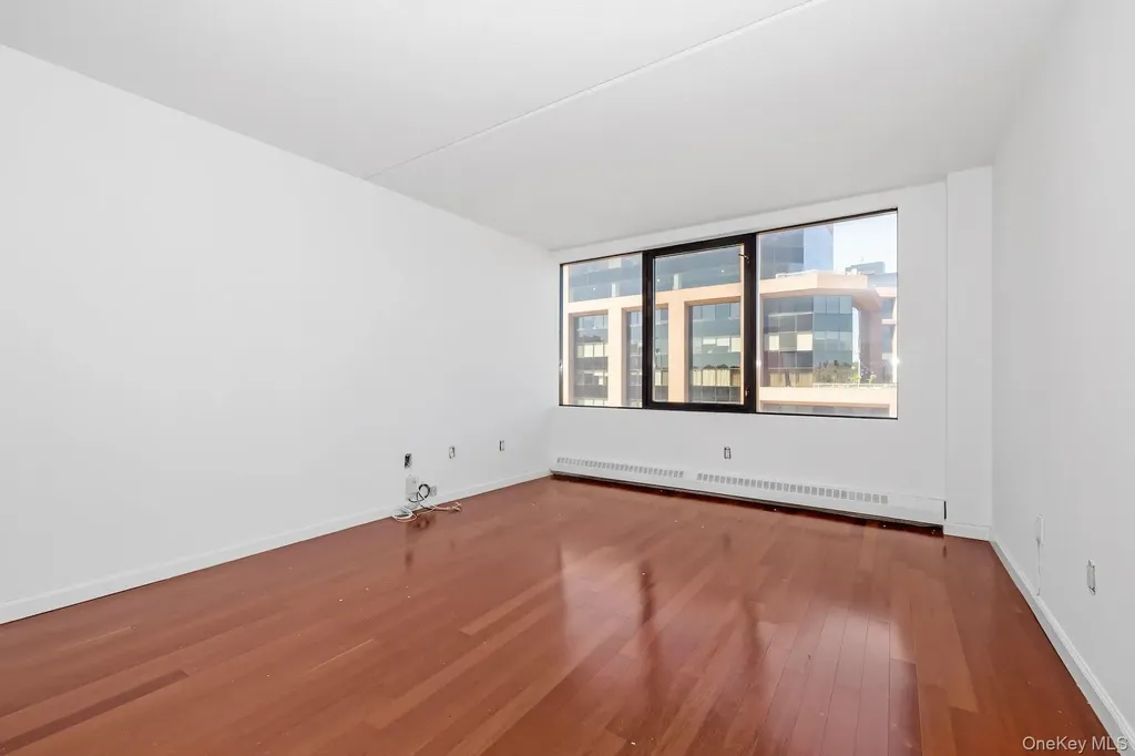 4 Martine Avenue White Plains NY 10606